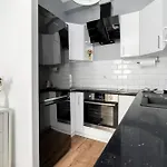 Stylowy W Centrum Poznania By Renters *