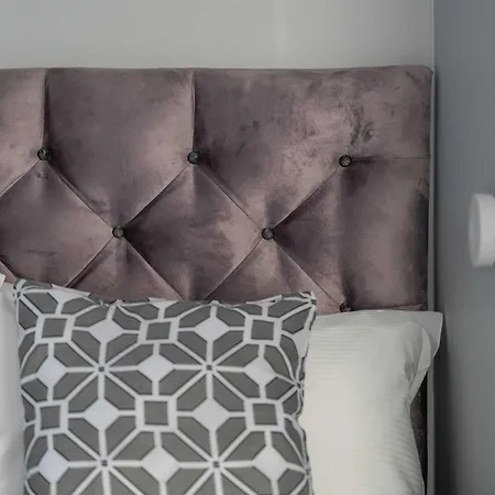 דירה Stylowy W Centrum Poznania By Renters פוזנן